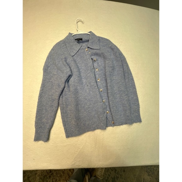 Central Park West Light Blue Ribbed Knit Polo Collar Cardigan Sweater Small Hole - Picture 3 of 5